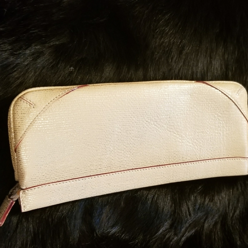 Wallet - Picture 2 of 7
